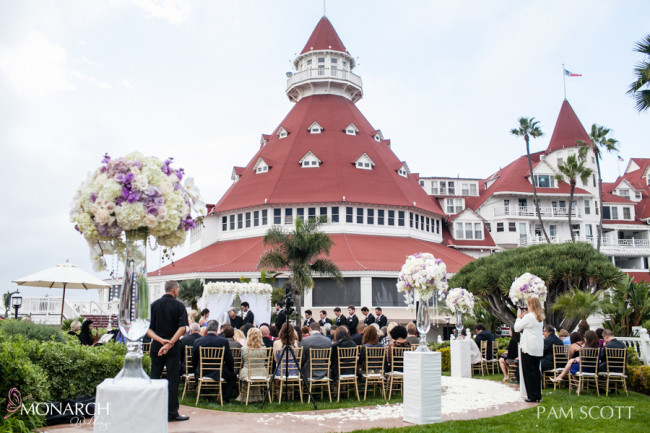 Vista-walk-ceremony-hotel-del-coronado-wedding Vista-walk-ceremony-hotel-del-coronado-wedding