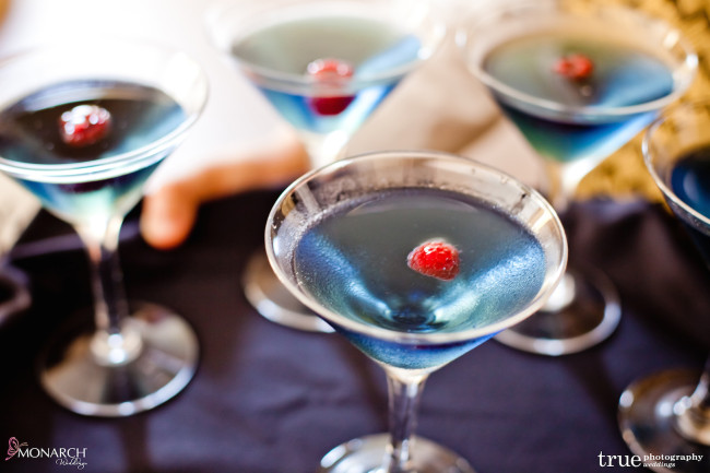 Prado-at-balboa-park-wedding-blue-signature-cocktail Prado-at-balboa-park-wedding-blue-signature-cocktail