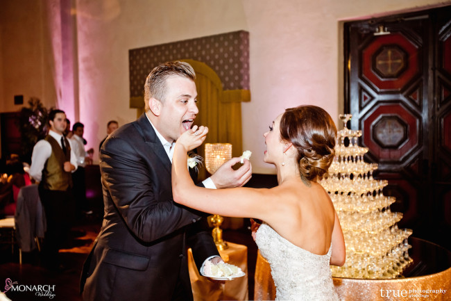 Gatsby-Prado-at-balboa-park-wedding-wedding-cake-cutting Gatsby-Prado-at-balboa-park-wedding-wedding-cake-cutting