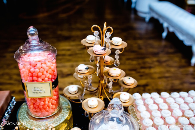 Gatsby-Prado-at-balboa-park-wedding-dessert-station-macaroons Gatsby-Prado-at-balboa-park-wedding-dessert-station-macaroons