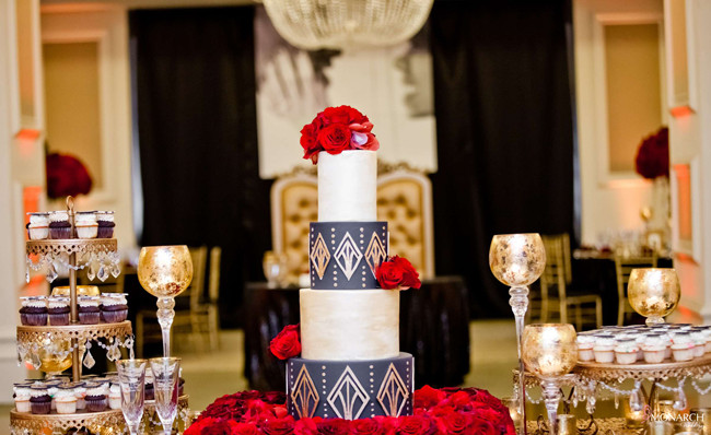 Gatsby-wedding-hey-there-cupcake-designer-wedding-cake-red-roses-us-grant-hotel Gatsby-wedding-hey-there-cupcake-designer-wedding-cake-red-roses-us-grant-hotel