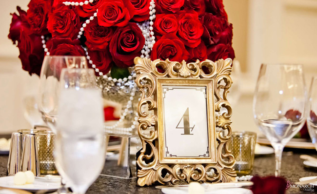 Gold-table-number-frame-red-rose-centerpiece-gatsby-theme-wedding Gold-table-number-frame-red-rose-centerpiece-gatsby-theme-wedding