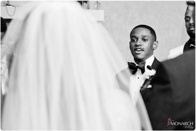 Grooms-seeing-bride-love-wedding Grooms-seeing-bride-love-wedding