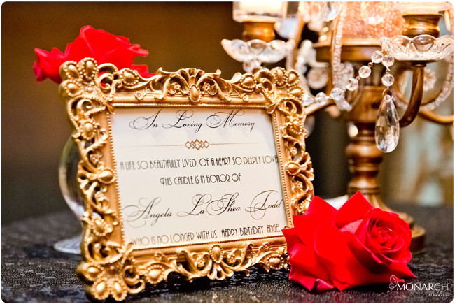 Memorial-sign-gatsby-wedding-black-sequin-linen-red-roses Memorial-sign-gatsby-wedding-black-sequin-linen-red-roses